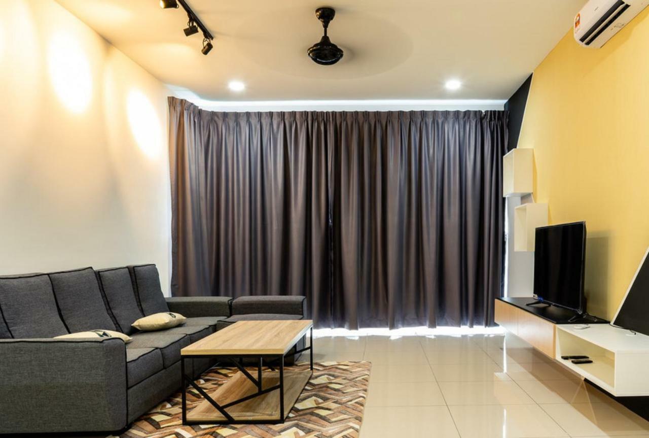 Southwest Designer Suite By D Imperio Homestay Penang Bayan Lepas Exterior photo